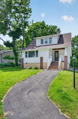 7 Walnut Street Poughkeepsie NY 12601