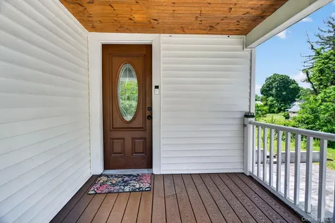 7 Walnut Street Poughkeepsie NY 12601