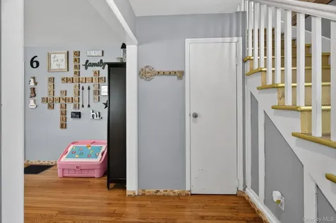 7 Walnut Street Poughkeepsie NY 12601