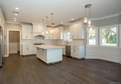 28 Fern Drive E Jericho NY 11753