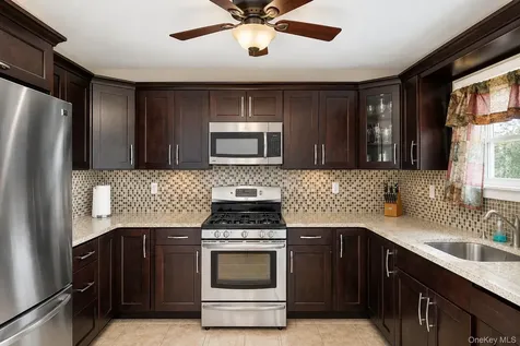 145 Wawayanda Avenue Middletown NY 10940