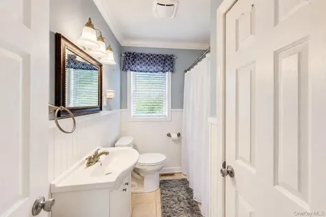 145 Wawayanda Avenue Middletown NY 10940