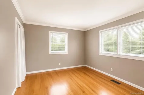 145 Wawayanda Avenue Middletown NY 10940