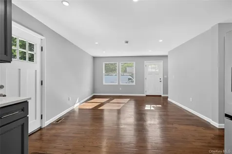 68 Cyprus Avenue Brentwood NY 11717