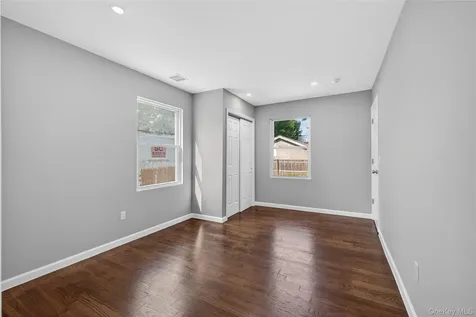 68 Cyprus Avenue Brentwood NY 11717