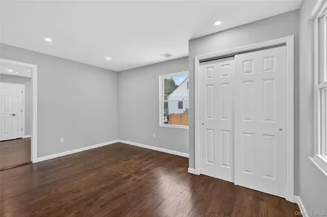 68 Cyprus Avenue Brentwood NY 11717