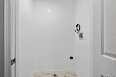 68 Cyprus Avenue Brentwood NY 11717