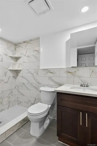 68 Cyprus Avenue Brentwood NY 11717