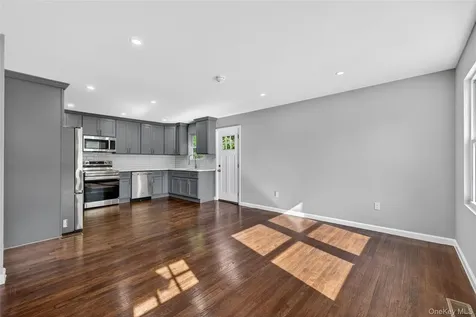 68 Cyprus Avenue Brentwood NY 11717