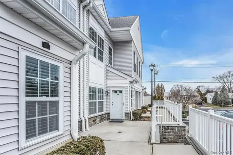 54 Spring Drive Seaford NY 11783