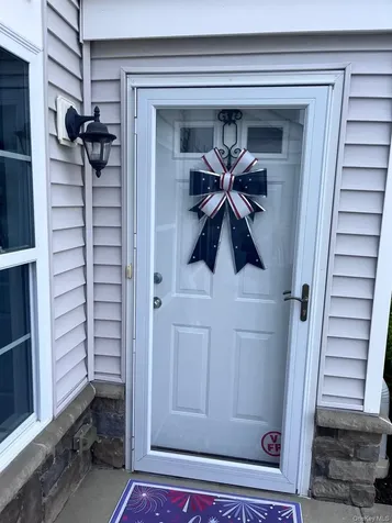 54 Spring Drive Seaford NY 11783