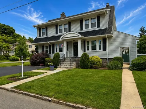 118 Gaylor Road Scarsdale NY 10583
