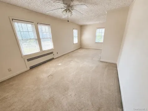 118 Gaylor Road Scarsdale NY 10583
