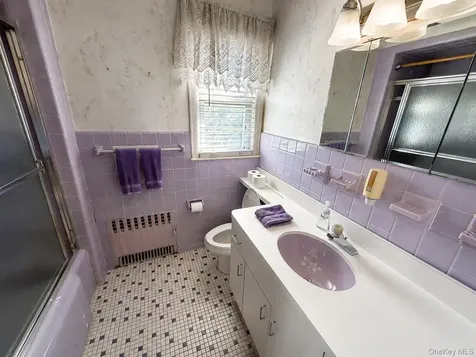 118 Gaylor Road Scarsdale NY 10583