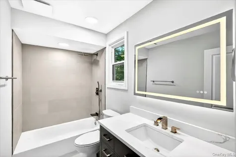 375 Old Willets Path Hauppauge NY 11788