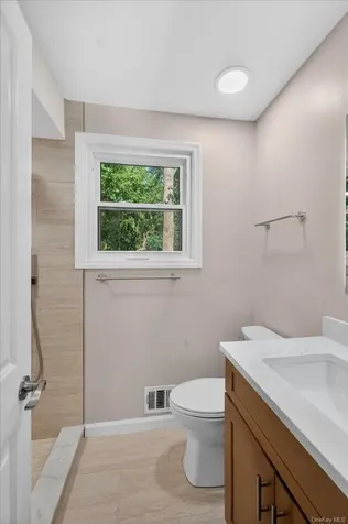 375 Old Willets Path Hauppauge NY 11788