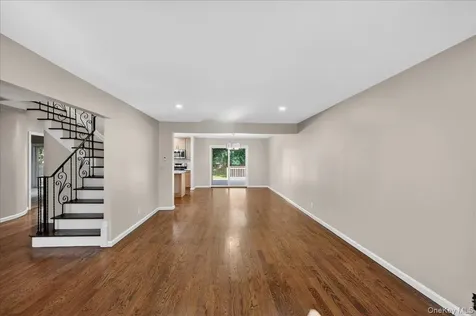 375 Old Willets Path Hauppauge NY 11788