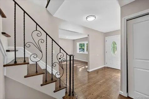 375 Old Willets Path Hauppauge NY 11788