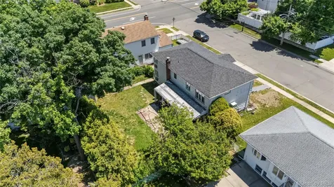 23 3rd Avenue Farmingdale NY 11735
