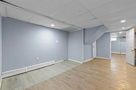 23 3rd Avenue Farmingdale NY 11735