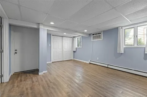 23 3rd Avenue Farmingdale NY 11735