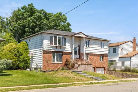 23 3rd Avenue Farmingdale NY 11735