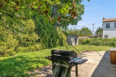 23 3rd Avenue Farmingdale NY 11735