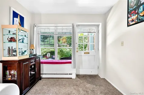 1840 Crompond Road Peekskill NY 10566