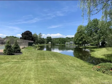 37 Pond Drive E Rhinebeck NY 12572