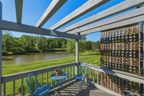 37 Pond Drive E Rhinebeck NY 12572