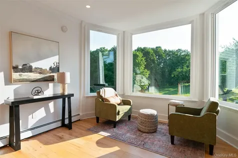 25 Glen Street Kingston NY 12401