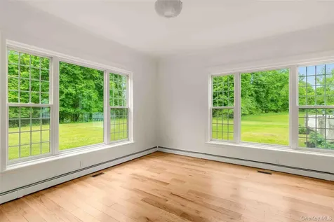 25 Glen Street Kingston NY 12401