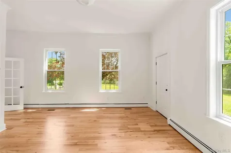25 Glen Street Kingston NY 12401