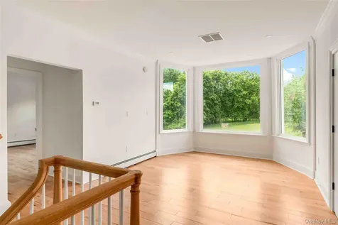 25 Glen Street Kingston NY 12401