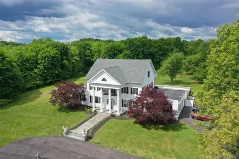 25 Glen Street Kingston NY 12401
