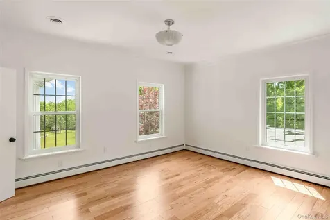 25 Glen Street Kingston NY 12401