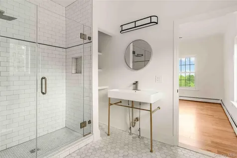 25 Glen Street Kingston NY 12401