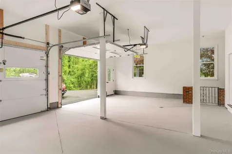 25 Glen Street Kingston NY 12401