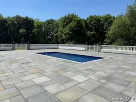 25 Glen Street Kingston NY 12401