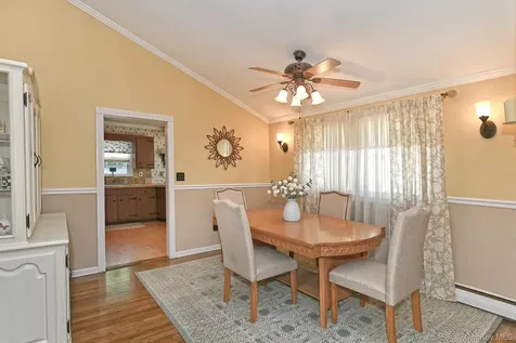 2432 Kayron Lane North Bellmore NY 11710