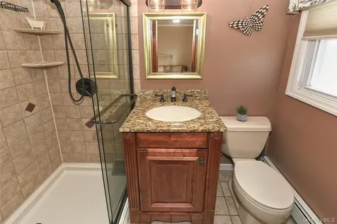 2432 Kayron Lane North Bellmore NY 11710