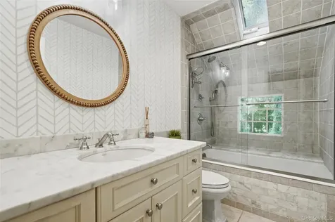 5 Diane Court Katonah NY 10536