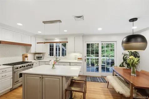 5 Diane Court Katonah NY 10536