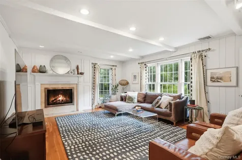 5 Diane Court Katonah NY 10536