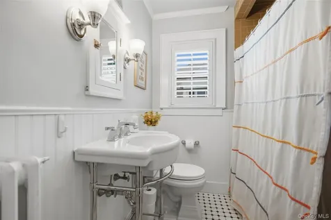 20 North Street Katonah NY 10536
