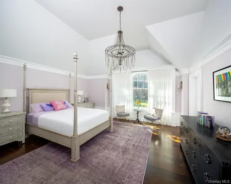 7 Pine Drive Great Neck NY 11021