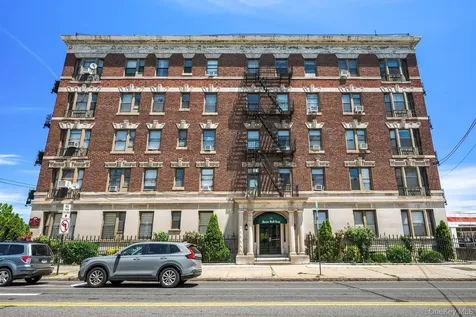 36 Echo Avenue New Rochelle NY 10801