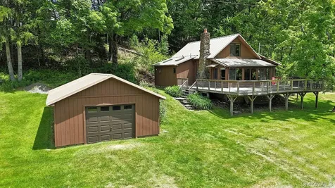 5120 Peas Eddy Road Hancock NY 13783