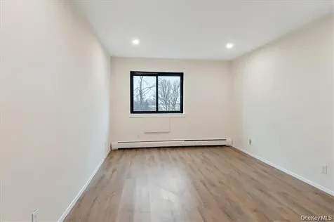 142 Trenchard Street Yonkers NY 10704