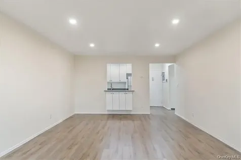142 Trenchard Street Yonkers NY 10704